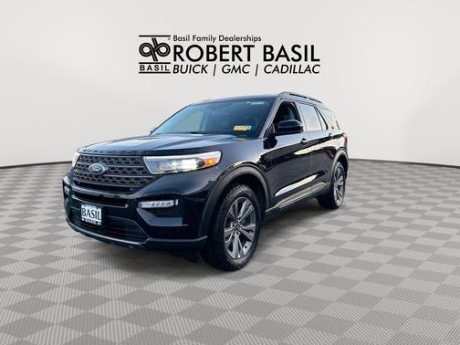 Agate Black Metallic 2022 Ford Explorer XLT