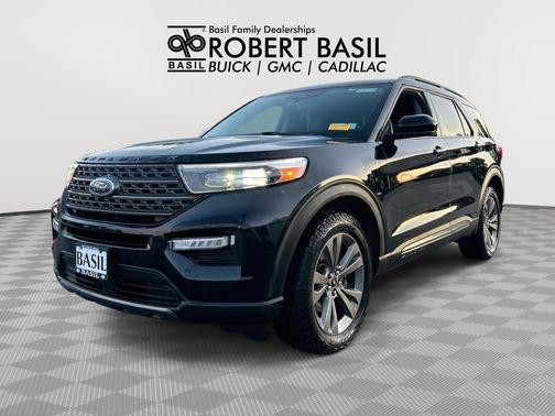 Agate Black Metallic 2022 Ford Explorer XLT