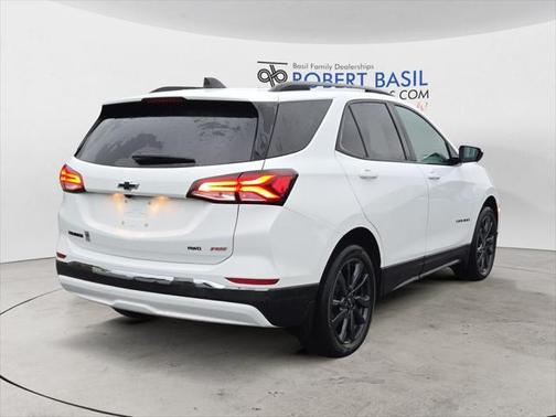 2022 Chevrolet Equinox AWD RS