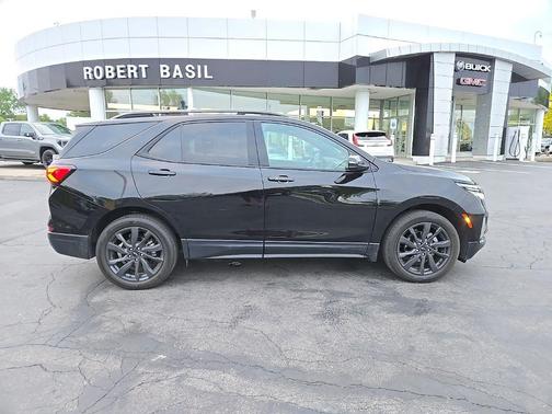 Mosaic Black Metallic 2023 Chevrolet Equinox AWD RS