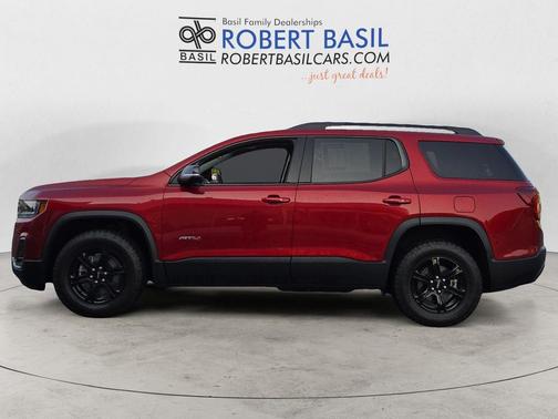 2023 GMC Acadia AWD AT4