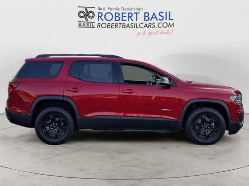 2023 GMC Acadia AWD AT4