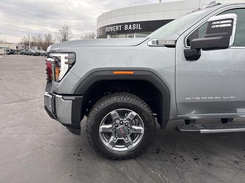 2026 GMC Sierra 2500 SLT