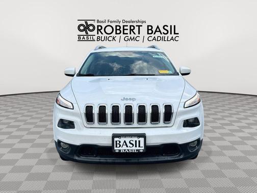 Bright White Clearcoat 2017 Jeep Cherokee Latitude