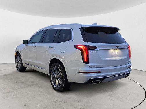 2023 Cadillac XT6 Premium Luxury AWD