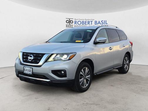 2019 Nissan Pathfinder SL