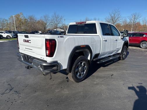 2026 GMC Sierra 2500 SLE