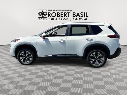 White 2023 Nissan Rogue SV
