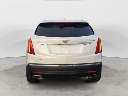2023 Cadillac XT5 Luxury