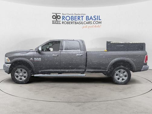 2016 RAM 3500 Laramie
