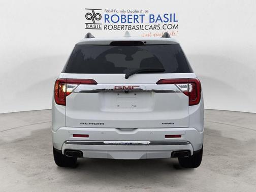 2021 GMC Acadia Denali
