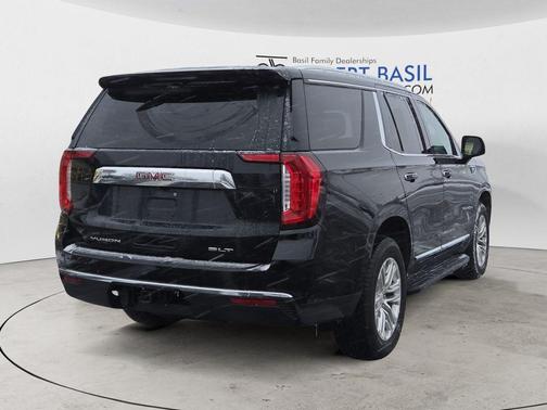 2021 GMC Yukon SLT