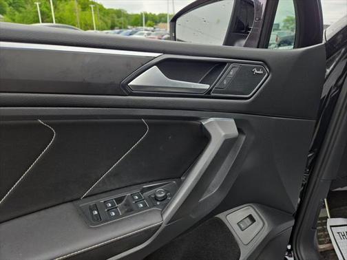 2023 Volkswagen Tiguan 2.0T SEL R-Line 4MOTION