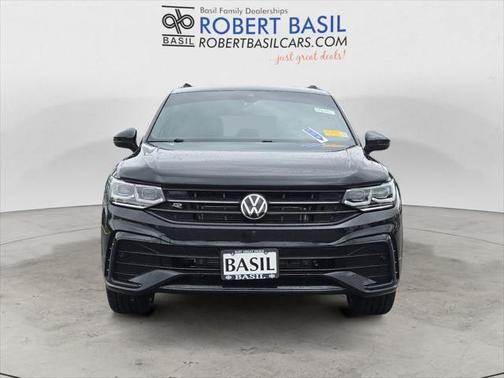 2023 Volkswagen Tiguan 2.0T SEL R-Line 4MOTION