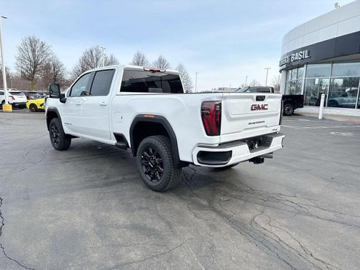 Summit White 2026 GMC Sierra 2500 AT4