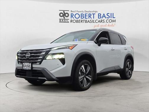 2024 Nissan Rogue SL