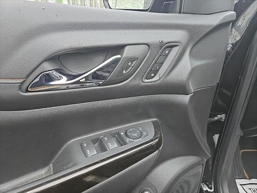 2023 GMC Acadia AWD AT4