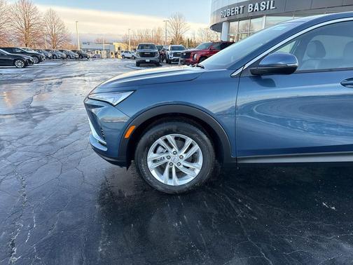 2026 Buick Envista Preferred FWD