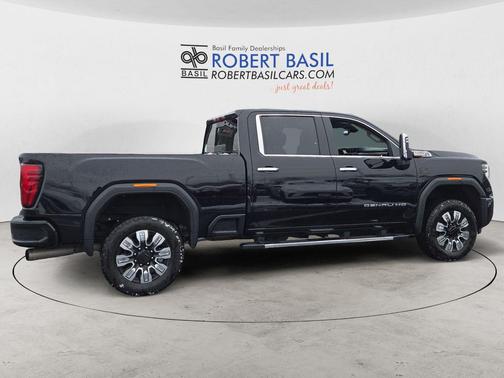 2024 GMC Sierra 2500 Denali