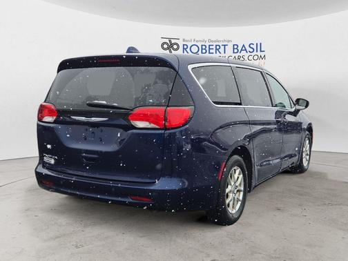 2017 Chrysler Pacifica Touring