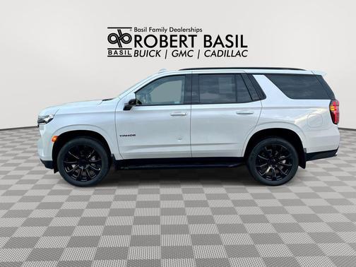 Iridescent Pearl Tricoat 2024 Chevrolet Tahoe Premier