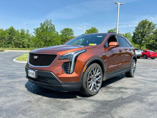 Autumn Metallic 2019 Cadillac XT4 Sport