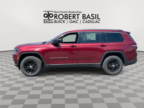 Velvet Red Pearlcoat 2023 Jeep Grand Cherokee L Laredo
