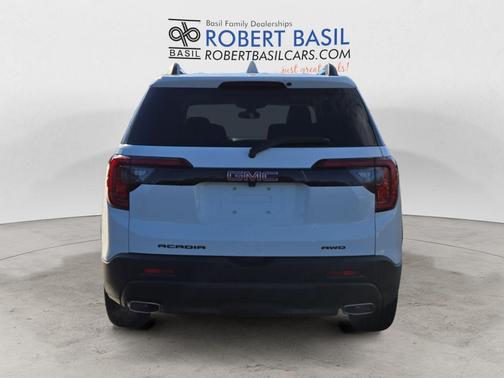 2022 GMC Acadia AWD SLT