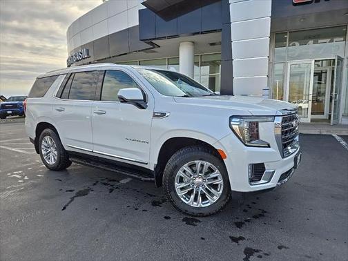 2022 GMC Yukon SLT