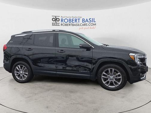 2023 GMC Terrain SLT
