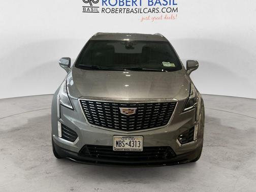 2026 Cadillac XT5 Luxury
