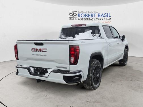 2025 GMC Sierra 1500 Elevation