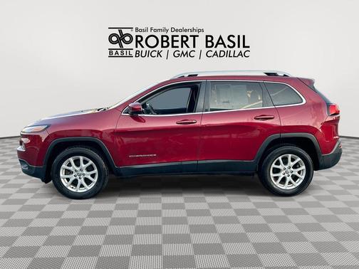 Deep Cherry Red Crystal Pearlcoat 2016 Jeep Cherokee Latitude
