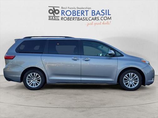 2017 Toyota Sienna SE