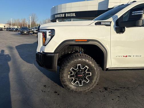 2026 GMC Sierra 2500 AT4
