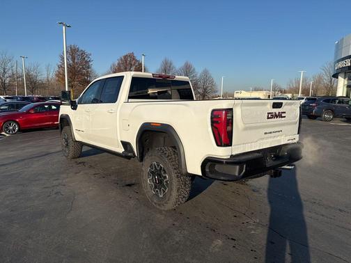 2026 GMC Sierra 2500 AT4