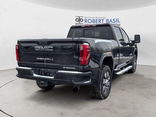 2024 GMC Sierra 2500 Denali