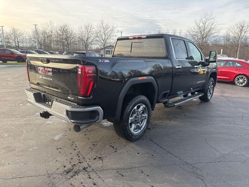 2026 GMC Sierra 2500 SLT