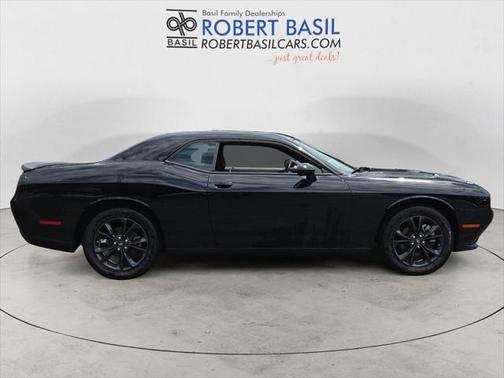 2023 Dodge Challenger SXT
