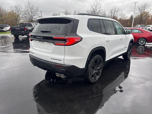 2026 GMC Acadia AWD Elevation
