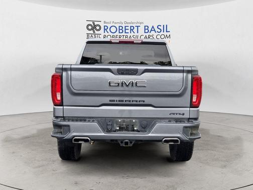 2022 GMC Sierra 1500 AT4