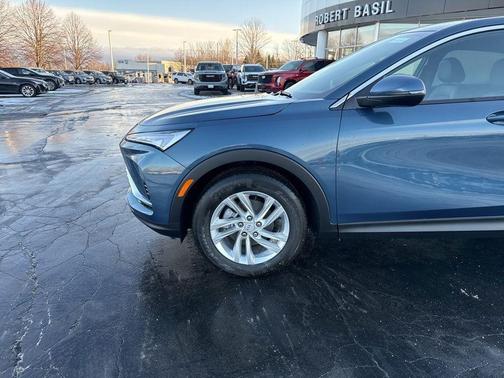 2026 Buick Envista Preferred FWD