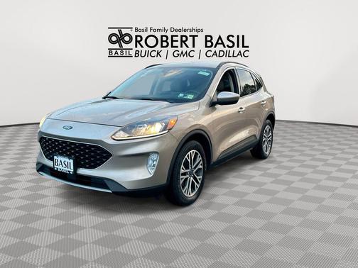 Desert Gold Metallic 2020 Ford Escape SEL