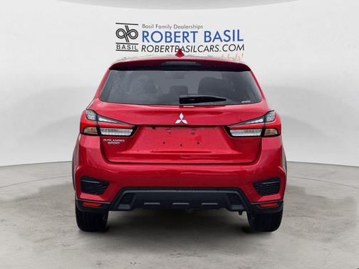 2025 Mitsubishi Outlander Sport SE