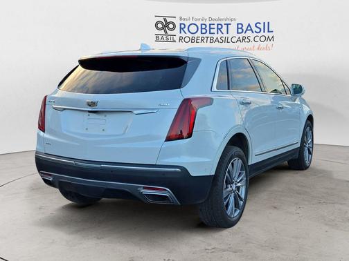 2020 Cadillac XT5 Premium Luxury