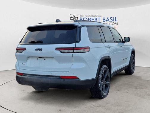 2023 Jeep Grand Cherokee L Altitude