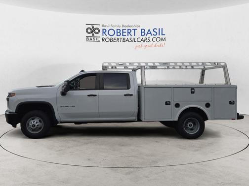 2022 Chevrolet Silverado 3500 WT