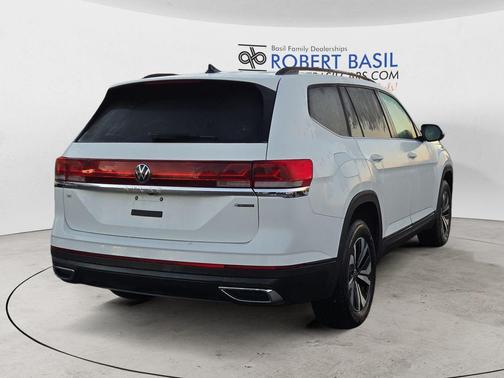 2024 Volkswagen Atlas 2.0T SE