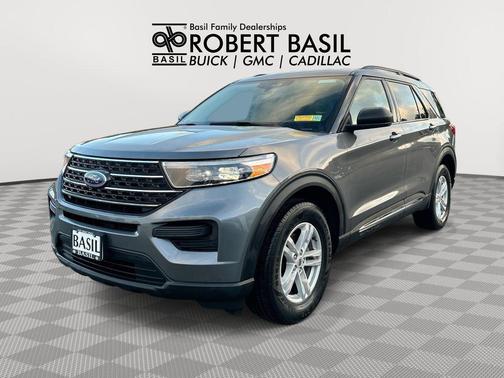Carbonized Gray Metallic 2024 Ford Explorer XLT