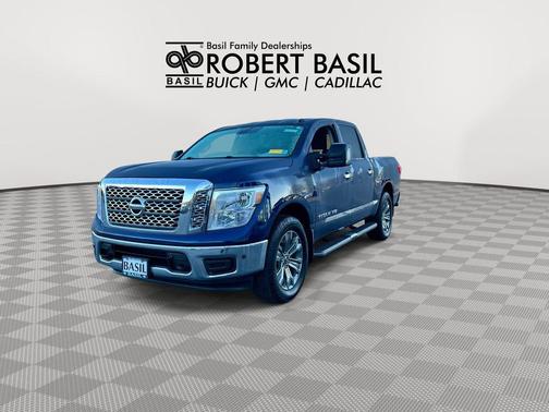 Deep Blue Pearl 2018 Nissan Titan SV